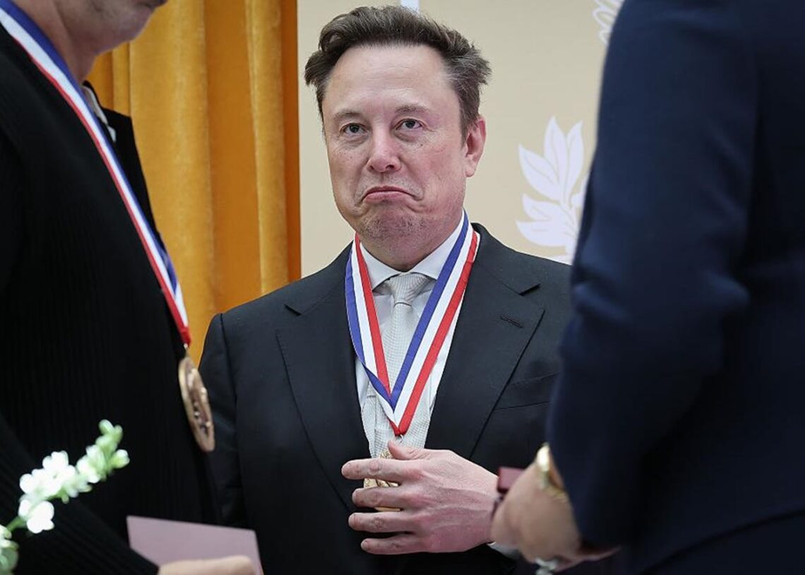 Маск відреагував на заяву Трампа про Зеленського