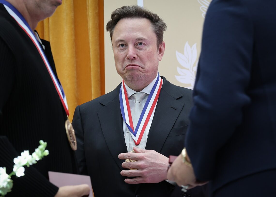 Маск закликав пожаліти російських призовників