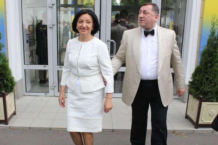 Ціна компромісів: податки, земельні схеми та донецький слід “Епіцентру” 12