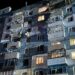У будинку вибито вікна